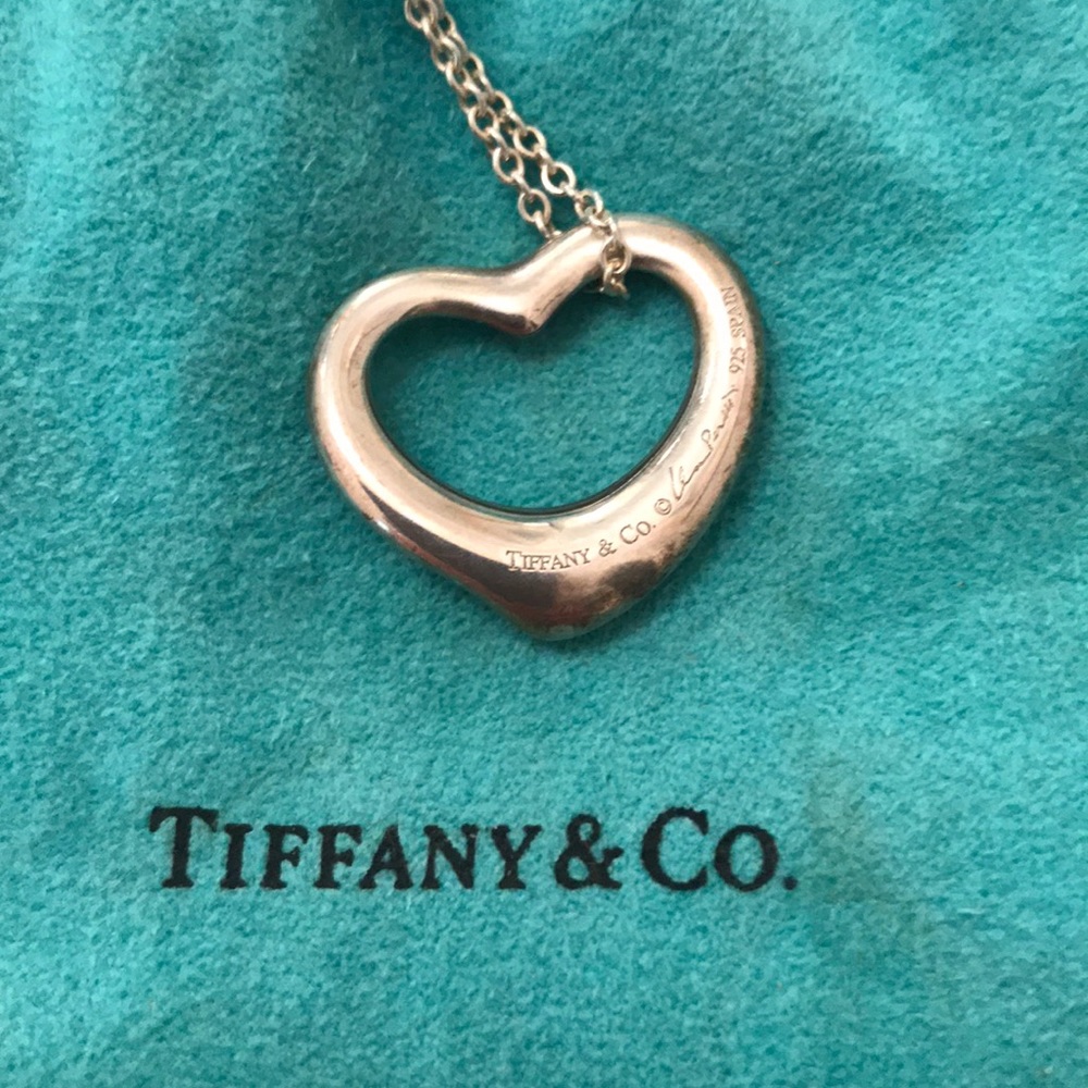 Tiffany’s heart pendant necklace - Picture 2 of 2